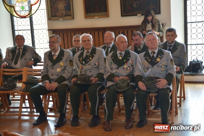 Zdjęcie w galerii na portalu naszraciborz.pl: Nowy król kurkowy pozdrowił raciborzan  wiadomości z regionu