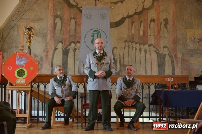 Zdjęcie w galerii na portalu naszraciborz.pl: Nowy król kurkowy pozdrowił raciborzan  wiadomości z regionu