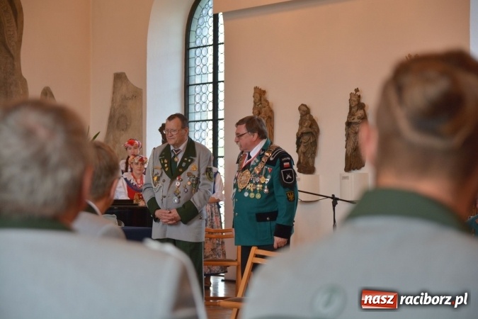 Zdjęcie w galerii na portalu naszraciborz.pl: Nowy król kurkowy pozdrowił raciborzan  wiadomości z regionu