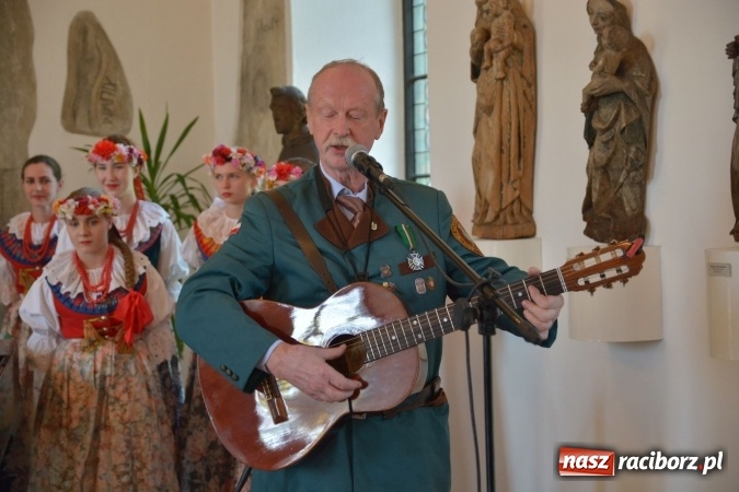 Zdjęcie w galerii na portalu naszraciborz.pl: Nowy król kurkowy pozdrowił raciborzan  wiadomości z regionu