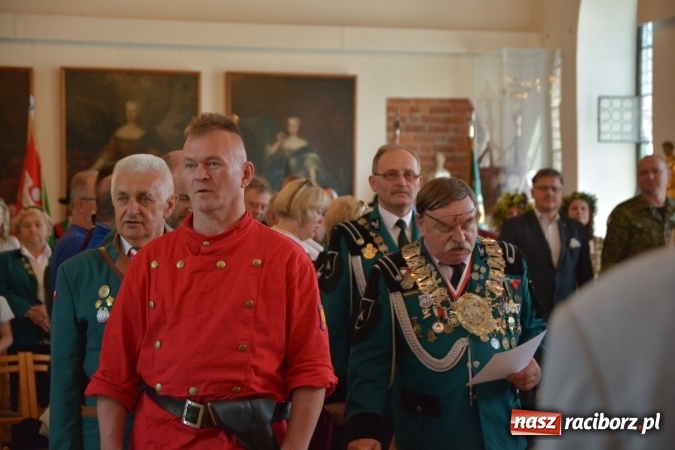 Zdjęcie w galerii na portalu naszraciborz.pl: Nowy król kurkowy pozdrowił raciborzan  wiadomości z regionu