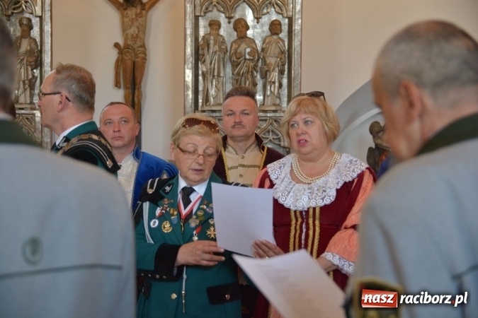 Zdjęcie w galerii na portalu naszraciborz.pl: Nowy król kurkowy pozdrowił raciborzan  wiadomości z regionu