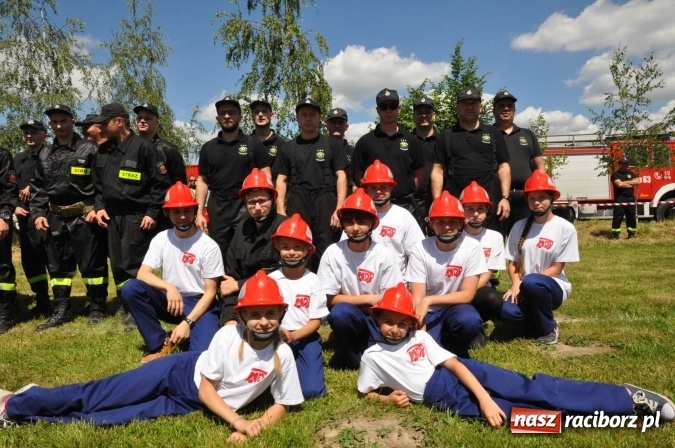 Zdjęcie w galerii na portalu naszraciborz.pl: Roszków z Pucharem Wójta Krzyżanowic. W CTIF chłopców najlepszy Bolesław wiadomości z regionu