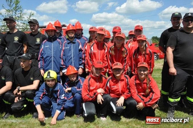 Zdjęcie w galerii na portalu naszraciborz.pl: Roszków z Pucharem Wójta Krzyżanowic. W CTIF chłopców najlepszy Bolesław wiadomości z regionu