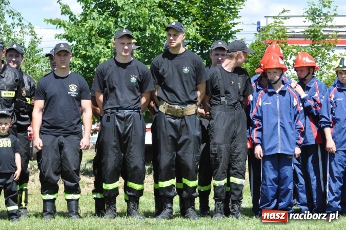 Zdjęcie w galerii na portalu naszraciborz.pl: Roszków z Pucharem Wójta Krzyżanowic. W CTIF chłopców najlepszy Bolesław wiadomości z regionu