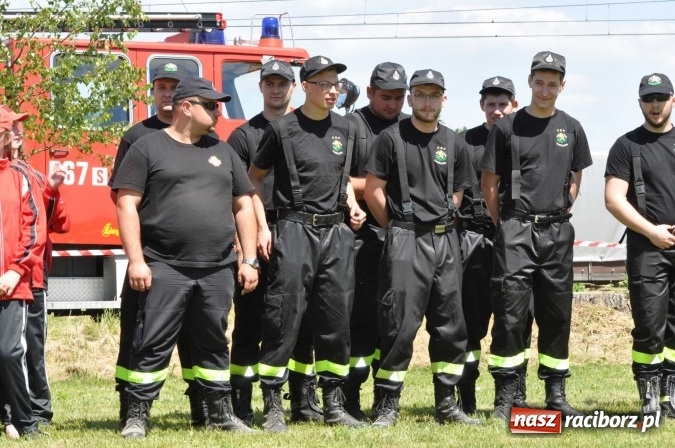 Zdjęcie w galerii na portalu naszraciborz.pl: Roszków z Pucharem Wójta Krzyżanowic. W CTIF chłopców najlepszy Bolesław wiadomości z regionu