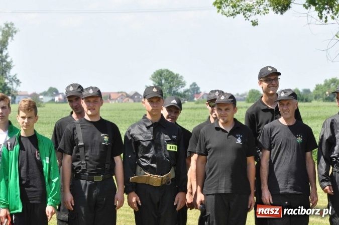 Zdjęcie w galerii na portalu naszraciborz.pl: Roszków z Pucharem Wójta Krzyżanowic. W CTIF chłopców najlepszy Bolesław wiadomości z regionu