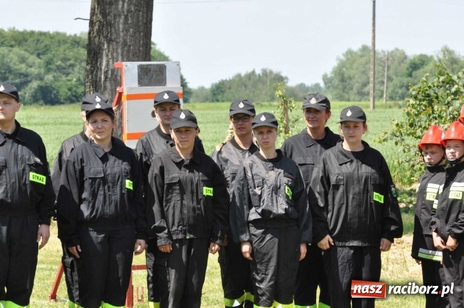 Zdjęcie w galerii na portalu naszraciborz.pl: Roszków z Pucharem Wójta Krzyżanowic. W CTIF chłopców najlepszy Bolesław wiadomości z regionu