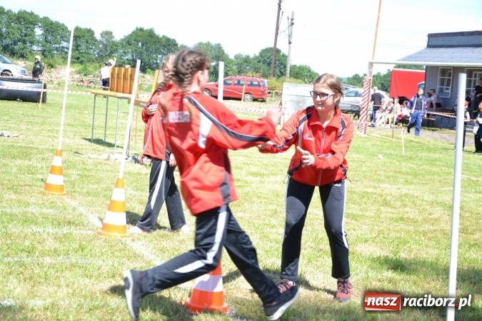 Zdjęcie w galerii na portalu naszraciborz.pl: Roszków z Pucharem Wójta Krzyżanowic. W CTIF chłopców najlepszy Bolesław wiadomości z regionu