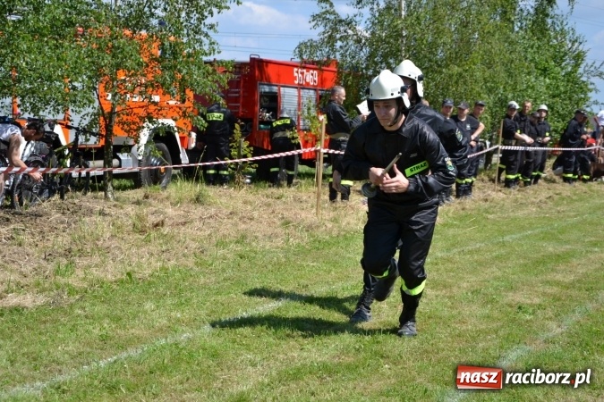 Zdjęcie w galerii na portalu naszraciborz.pl: Roszków z Pucharem Wójta Krzyżanowic. W CTIF chłopców najlepszy Bolesław wiadomości z regionu