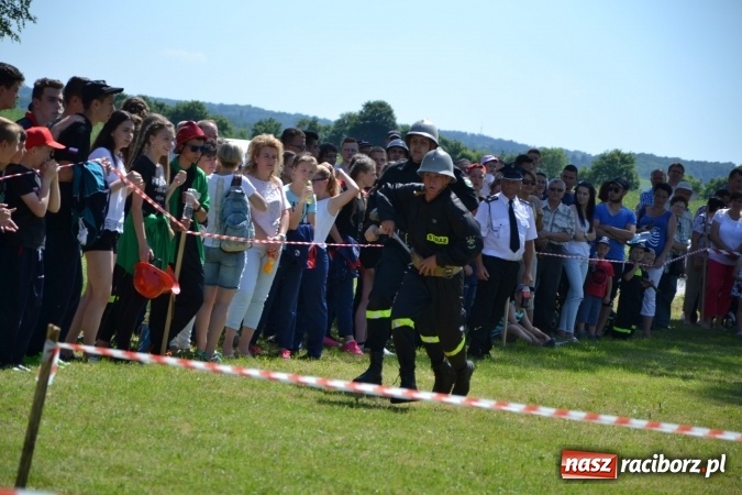 Zdjęcie w galerii na portalu naszraciborz.pl: Roszków z Pucharem Wójta Krzyżanowic. W CTIF chłopców najlepszy Bolesław wiadomości z regionu
