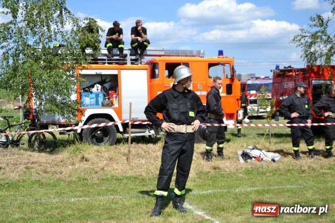 Zdjęcie w galerii na portalu naszraciborz.pl: Roszków z Pucharem Wójta Krzyżanowic. W CTIF chłopców najlepszy Bolesław wiadomości z regionu