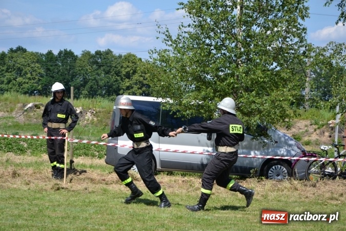 Zdjęcie w galerii na portalu naszraciborz.pl: Roszków z Pucharem Wójta Krzyżanowic. W CTIF chłopców najlepszy Bolesław wiadomości z regionu