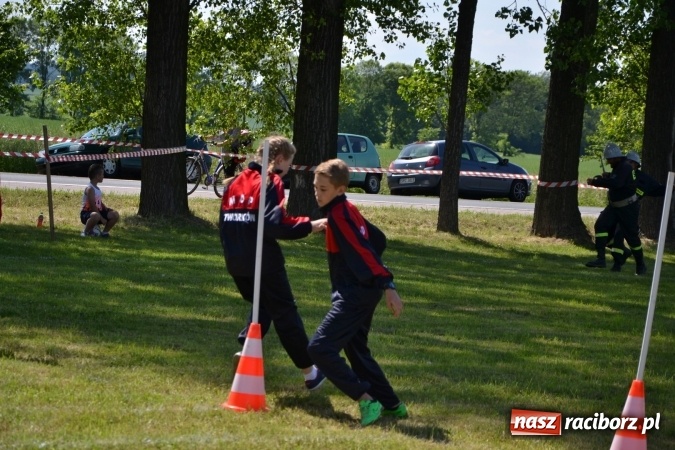 Zdjęcie w galerii na portalu naszraciborz.pl: Roszków z Pucharem Wójta Krzyżanowic. W CTIF chłopców najlepszy Bolesław wiadomości z regionu