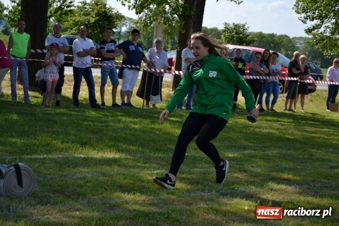 Zdjęcie w galerii na portalu naszraciborz.pl: Roszków z Pucharem Wójta Krzyżanowic. W CTIF chłopców najlepszy Bolesław wiadomości z regionu