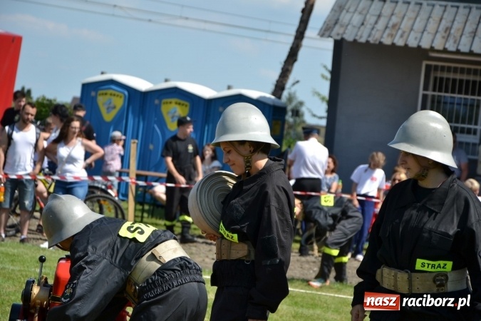 Zdjęcie w galerii na portalu naszraciborz.pl: Roszków z Pucharem Wójta Krzyżanowic. W CTIF chłopców najlepszy Bolesław wiadomości z regionu