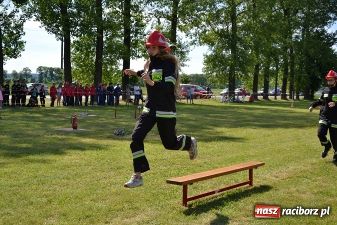 Zdjęcie w galerii na portalu naszraciborz.pl: Roszków z Pucharem Wójta Krzyżanowic. W CTIF chłopców najlepszy Bolesław wiadomości z regionu