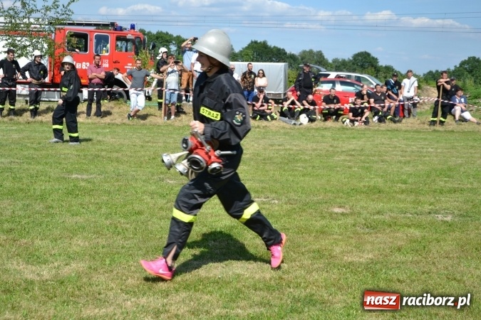 Zdjęcie w galerii na portalu naszraciborz.pl: Roszków z Pucharem Wójta Krzyżanowic. W CTIF chłopców najlepszy Bolesław wiadomości z regionu