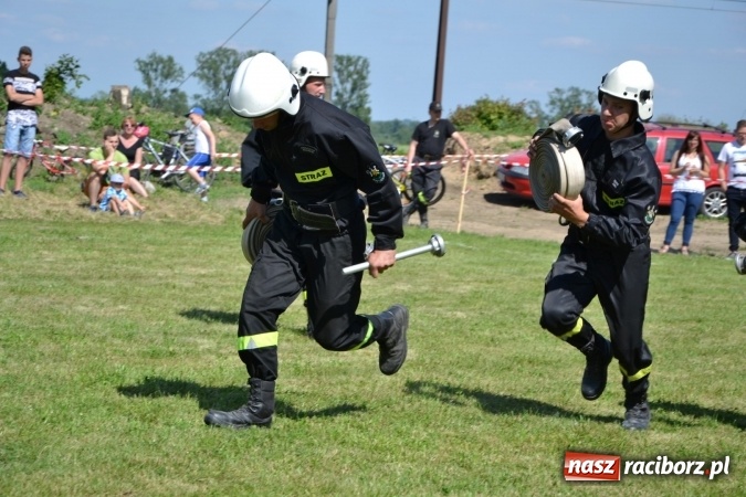 Zdjęcie w galerii na portalu naszraciborz.pl: Roszków z Pucharem Wójta Krzyżanowic. W CTIF chłopców najlepszy Bolesław wiadomości z regionu