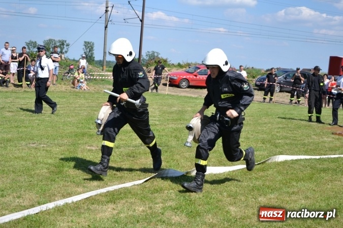 Zdjęcie w galerii na portalu naszraciborz.pl: Roszków z Pucharem Wójta Krzyżanowic. W CTIF chłopców najlepszy Bolesław wiadomości z regionu