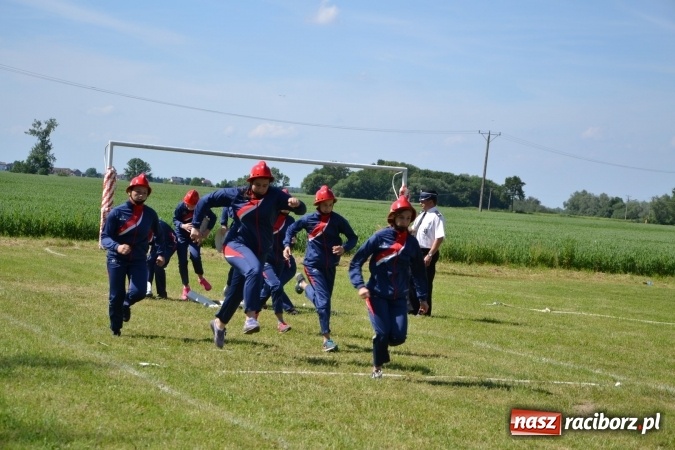 Zdjęcie w galerii na portalu naszraciborz.pl: Roszków z Pucharem Wójta Krzyżanowic. W CTIF chłopców najlepszy Bolesław wiadomości z regionu