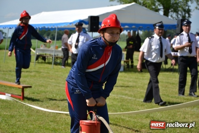 Zdjęcie w galerii na portalu naszraciborz.pl: Roszków z Pucharem Wójta Krzyżanowic. W CTIF chłopców najlepszy Bolesław wiadomości z regionu