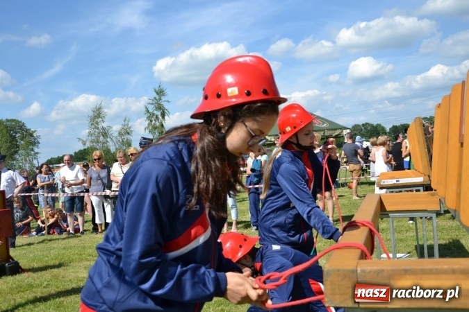 Zdjęcie w galerii na portalu naszraciborz.pl: Roszków z Pucharem Wójta Krzyżanowic. W CTIF chłopców najlepszy Bolesław wiadomości z regionu