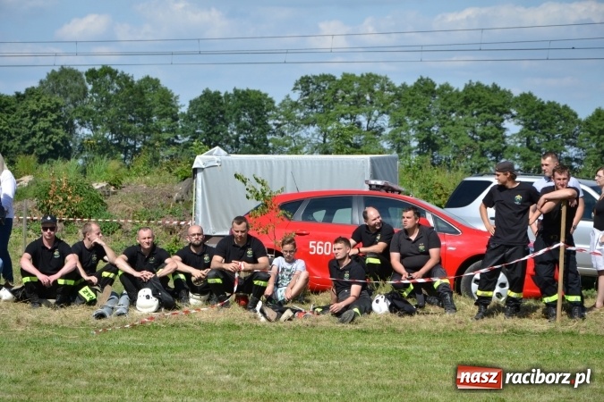 Zdjęcie w galerii na portalu naszraciborz.pl: Roszków z Pucharem Wójta Krzyżanowic. W CTIF chłopców najlepszy Bolesław wiadomości z regionu