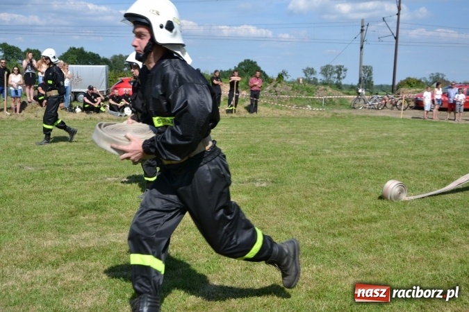 Zdjęcie w galerii na portalu naszraciborz.pl: Roszków z Pucharem Wójta Krzyżanowic. W CTIF chłopców najlepszy Bolesław wiadomości z regionu