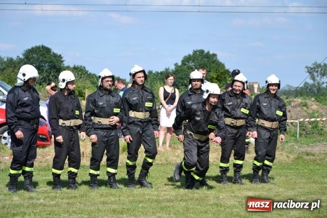 Zdjęcie w galerii na portalu naszraciborz.pl: Roszków z Pucharem Wójta Krzyżanowic. W CTIF chłopców najlepszy Bolesław wiadomości z regionu