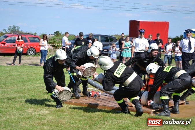 Zdjęcie w galerii na portalu naszraciborz.pl: Roszków z Pucharem Wójta Krzyżanowic. W CTIF chłopców najlepszy Bolesław wiadomości z regionu