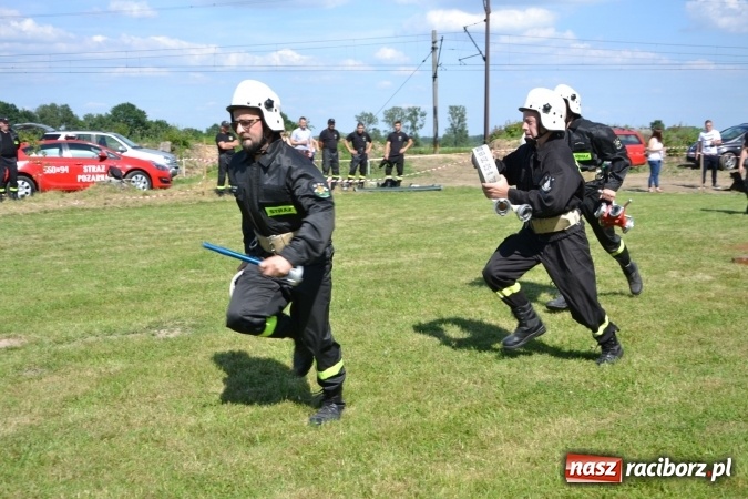 Zdjęcie w galerii na portalu naszraciborz.pl: Roszków z Pucharem Wójta Krzyżanowic. W CTIF chłopców najlepszy Bolesław wiadomości z regionu