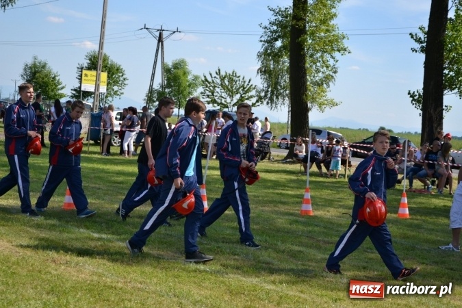 Zdjęcie w galerii na portalu naszraciborz.pl: Roszków z Pucharem Wójta Krzyżanowic. W CTIF chłopców najlepszy Bolesław wiadomości z regionu