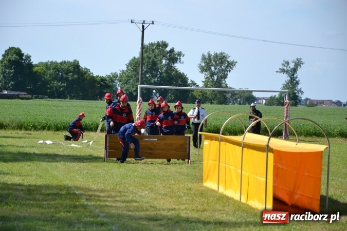 Zdjęcie w galerii na portalu naszraciborz.pl: Roszków z Pucharem Wójta Krzyżanowic. W CTIF chłopców najlepszy Bolesław wiadomości z regionu