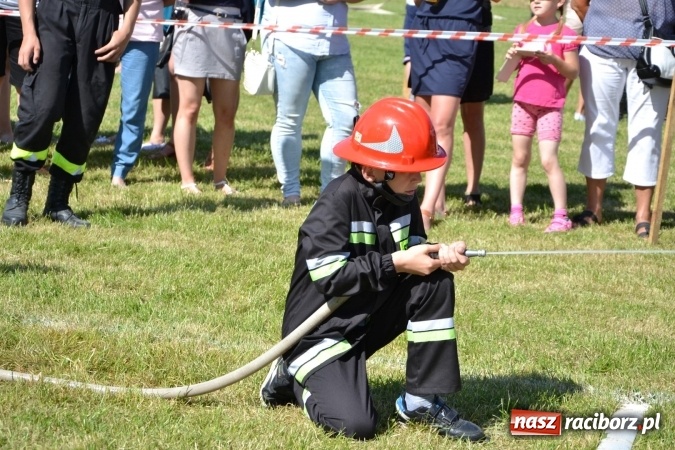 Zdjęcie w galerii na portalu naszraciborz.pl: Roszków z Pucharem Wójta Krzyżanowic. W CTIF chłopców najlepszy Bolesław wiadomości z regionu