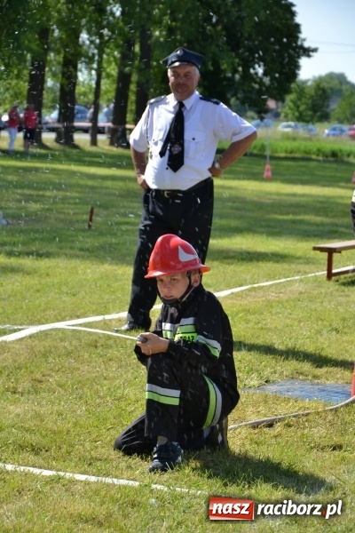 Zdjęcie w galerii na portalu naszraciborz.pl: Roszków z Pucharem Wójta Krzyżanowic. W CTIF chłopców najlepszy Bolesław wiadomości z regionu