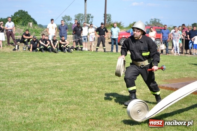 Zdjęcie w galerii na portalu naszraciborz.pl: Roszków z Pucharem Wójta Krzyżanowic. W CTIF chłopców najlepszy Bolesław wiadomości z regionu