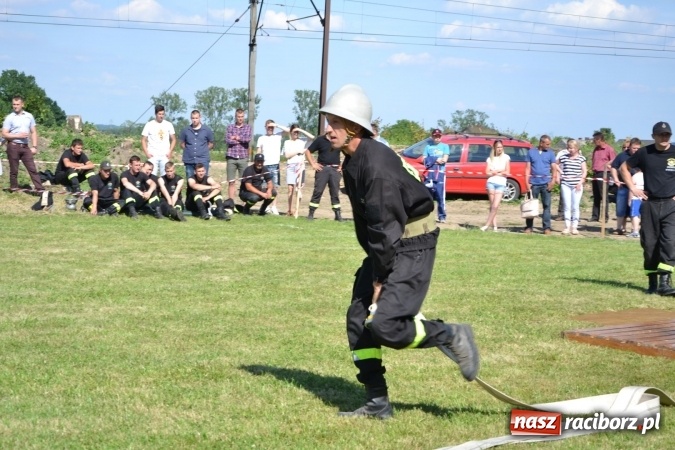 Zdjęcie w galerii na portalu naszraciborz.pl: Roszków z Pucharem Wójta Krzyżanowic. W CTIF chłopców najlepszy Bolesław wiadomości z regionu