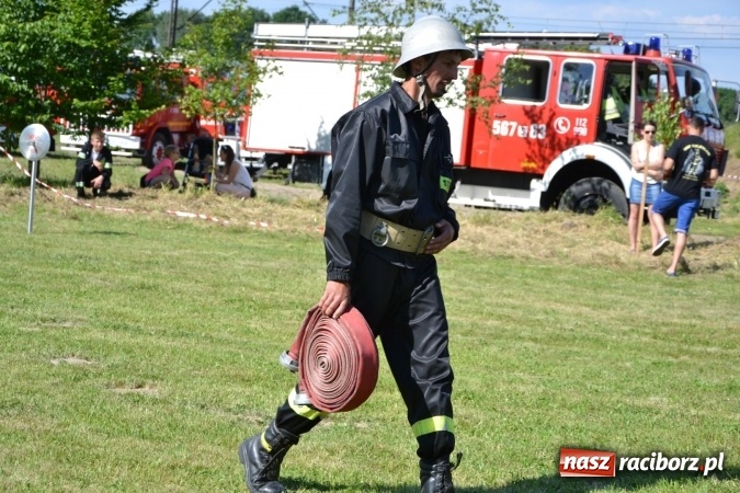 Zdjęcie w galerii na portalu naszraciborz.pl: Roszków z Pucharem Wójta Krzyżanowic. W CTIF chłopców najlepszy Bolesław wiadomości z regionu