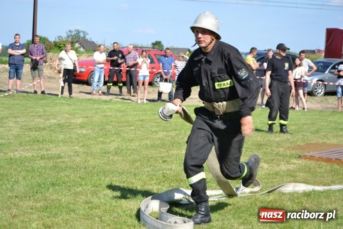Zdjęcie w galerii na portalu naszraciborz.pl: Roszków z Pucharem Wójta Krzyżanowic. W CTIF chłopców najlepszy Bolesław wiadomości z regionu