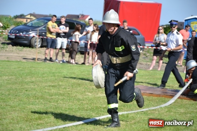 Zdjęcie w galerii na portalu naszraciborz.pl: Roszków z Pucharem Wójta Krzyżanowic. W CTIF chłopców najlepszy Bolesław wiadomości z regionu