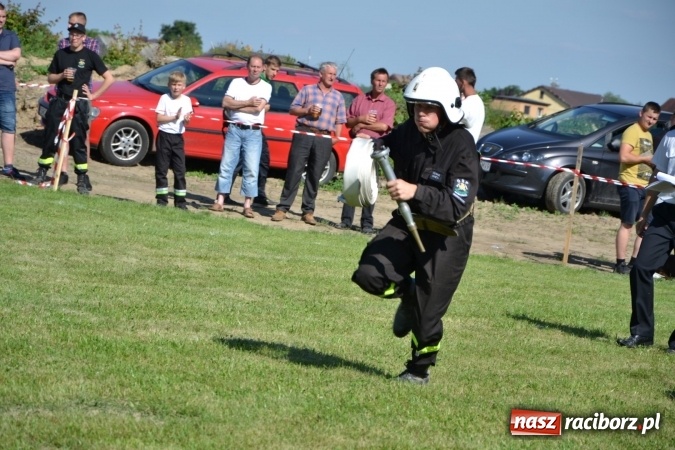 Zdjęcie w galerii na portalu naszraciborz.pl: Roszków z Pucharem Wójta Krzyżanowic. W CTIF chłopców najlepszy Bolesław wiadomości z regionu