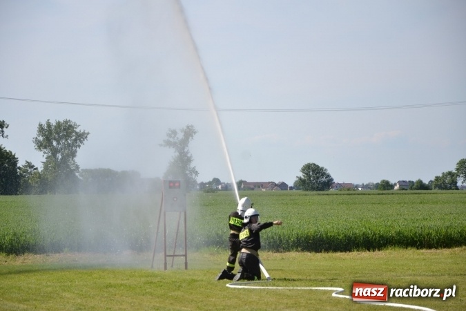 Zdjęcie w galerii na portalu naszraciborz.pl: Roszków z Pucharem Wójta Krzyżanowic. W CTIF chłopców najlepszy Bolesław wiadomości z regionu