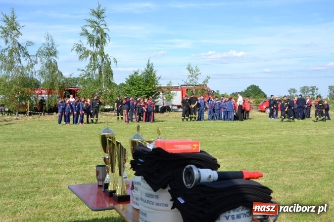Zdjęcie w galerii na portalu naszraciborz.pl: Roszków z Pucharem Wójta Krzyżanowic. W CTIF chłopców najlepszy Bolesław wiadomości z regionu