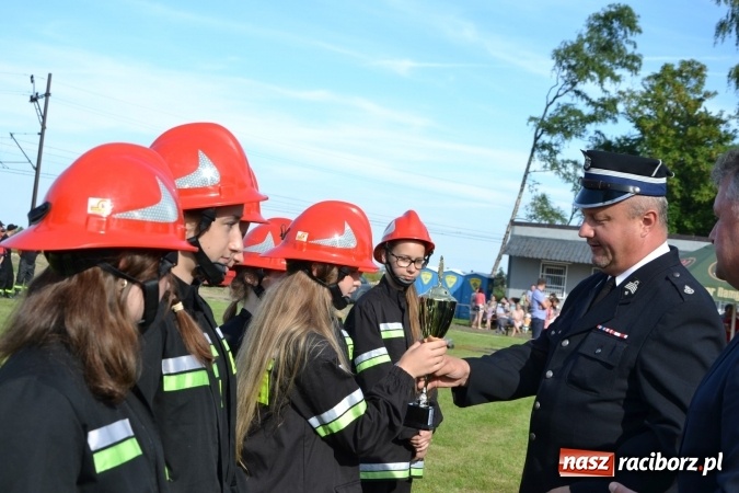 Zdjęcie w galerii na portalu naszraciborz.pl: Roszków z Pucharem Wójta Krzyżanowic. W CTIF chłopców najlepszy Bolesław wiadomości z regionu