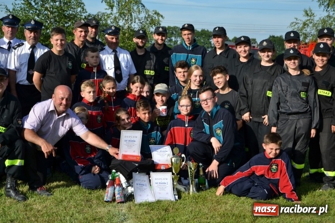 Zdjęcie w galerii na portalu naszraciborz.pl: Roszków z Pucharem Wójta Krzyżanowic. W CTIF chłopców najlepszy Bolesław wiadomości z regionu