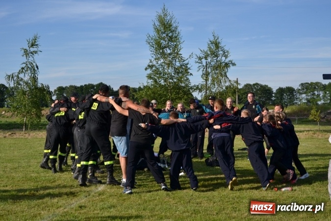 Zdjęcie w galerii na portalu naszraciborz.pl: Roszków z Pucharem Wójta Krzyżanowic. W CTIF chłopców najlepszy Bolesław wiadomości z regionu