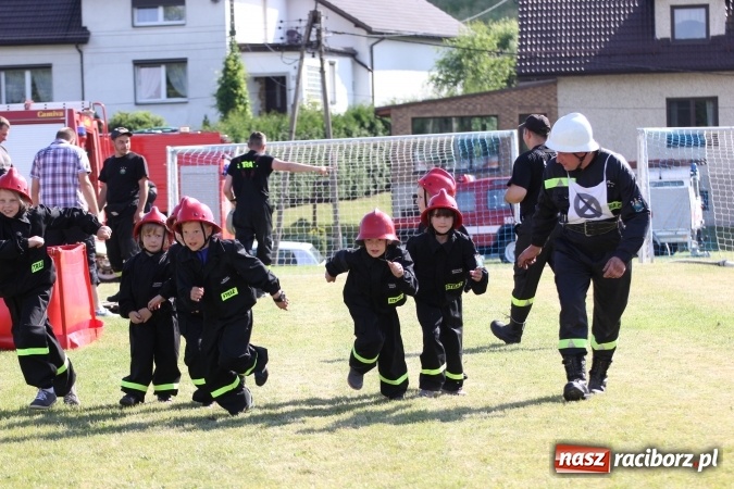 Zdjęcie w galerii na portalu naszraciborz.pl: Pogrzebień zwycięzcą gminnych zawodów sportowo-pożarniczych wiadomości z regionu