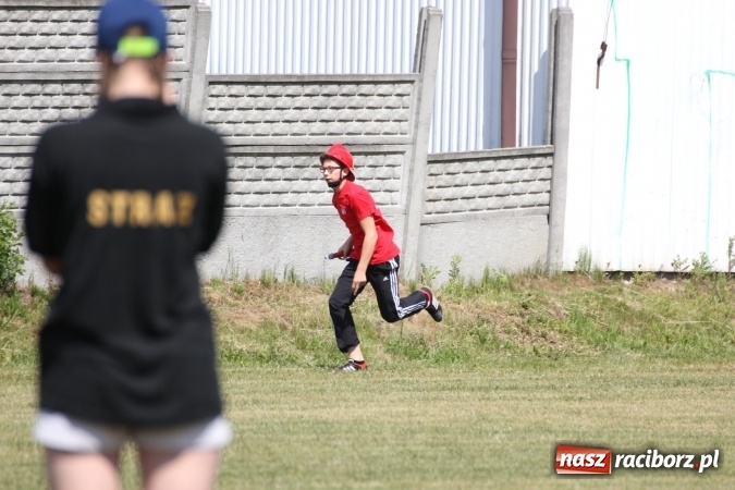 Zdjęcie w galerii na portalu naszraciborz.pl: Pogrzebień zwycięzcą gminnych zawodów sportowo-pożarniczych wiadomości z regionu