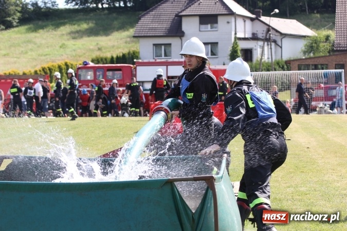 Zdjęcie w galerii na portalu naszraciborz.pl: Pogrzebień zwycięzcą gminnych zawodów sportowo-pożarniczych wiadomości z regionu